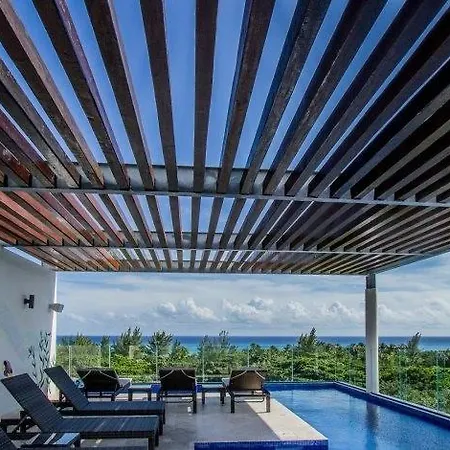 Luxurious 2Br Condo Surrounded By Nature By Happy Address